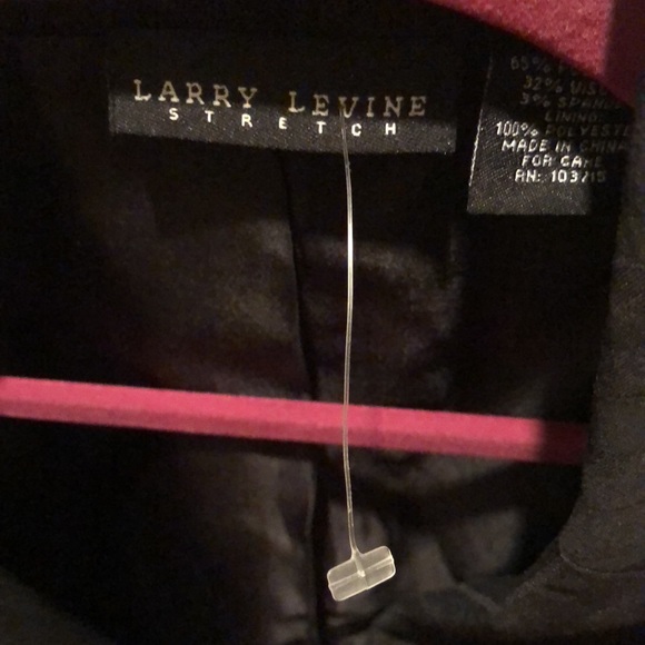 Larry Levine Taylored Blazer/Jacket Woman’s Size Sm Black w/Grey Pinstripes - Picture 5 of 10